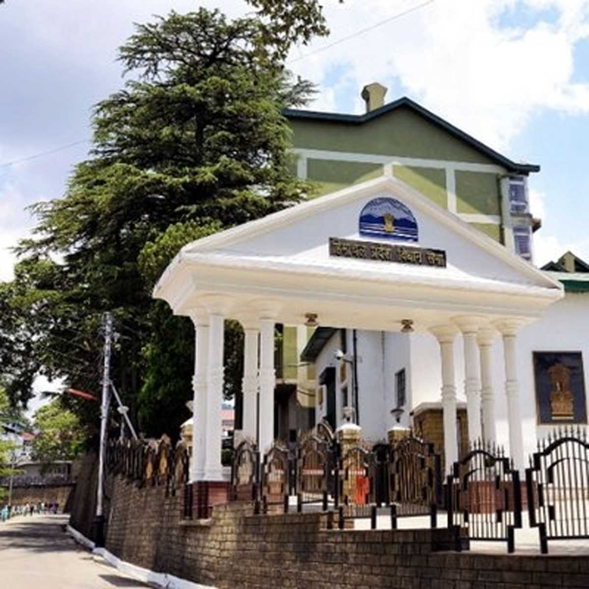 हिमाचल विधानसभा ने पारित किया कड़ा सामूहिक धर्मांतरण विधेयक